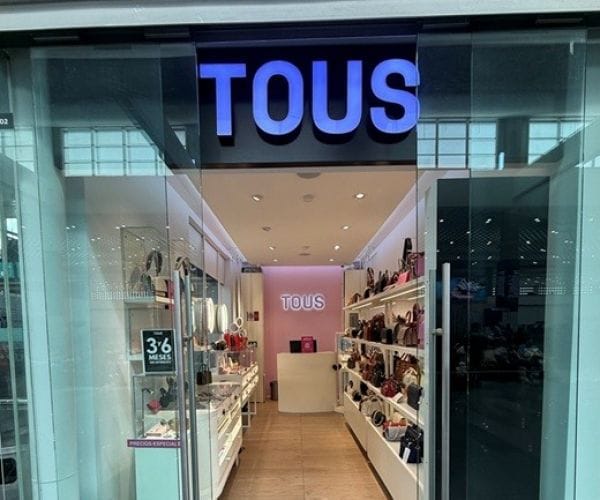 TOUS Aero Mexico City International Airport T2 (Landside)