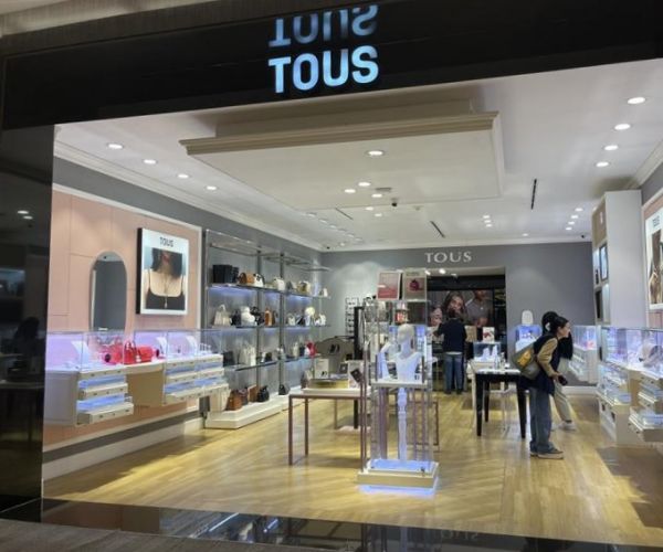 El Palacio de Hierro Interlomas