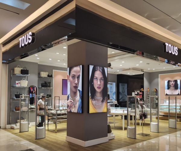 C.C PUERTO PARAISO LOS CABOS