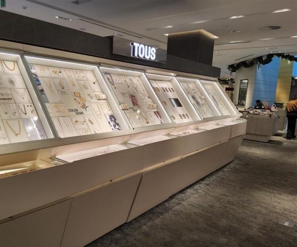 TOUS Palacio de Hierro Sat&eacute;lite