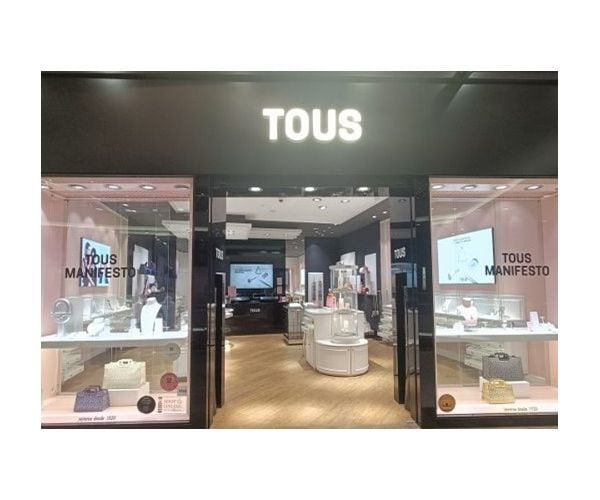 TOUS C.C. As Cancelas