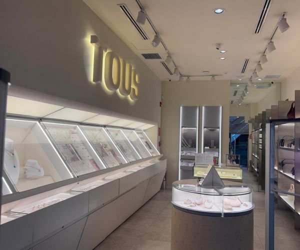 Centro Comercial  Perisur